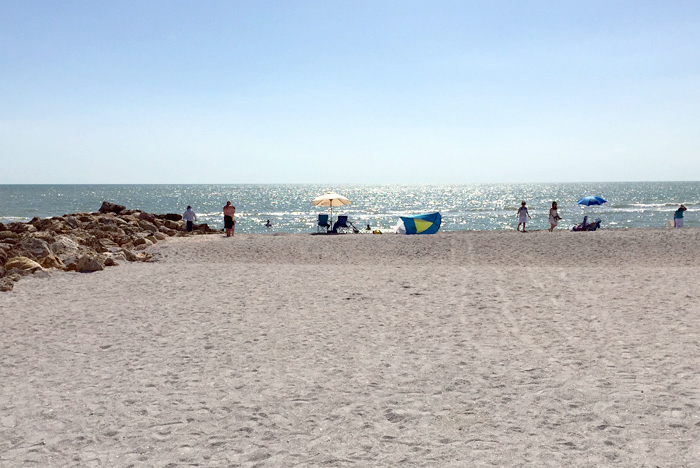 Relaxing on Sanibel and Captiva Island Beaches